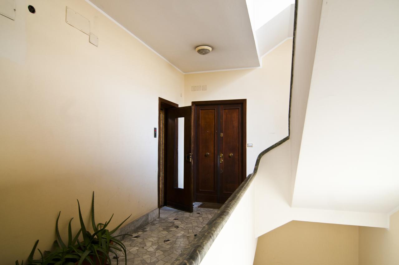 רומא Villa Aquari Cozy Apartment מראה חיצוני תמונה