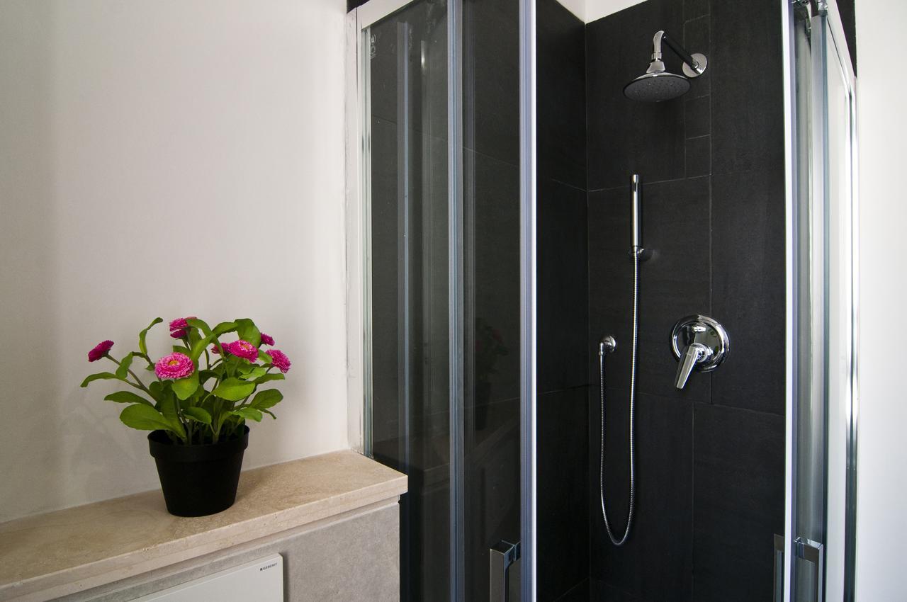 רומא Villa Aquari Cozy Apartment מראה חיצוני תמונה
